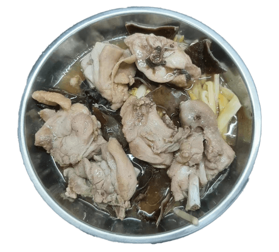黄花菜木耳蒸鸡肉_Steamed Chicken with Daylily and Fungus_小14 中 26 大37.00